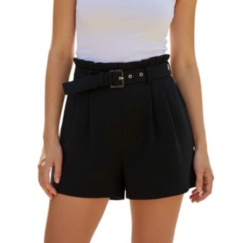 Walter Baker Ganni Heavy Crepe Paper Bag Short, High Waisted, Size Large, NWT‎